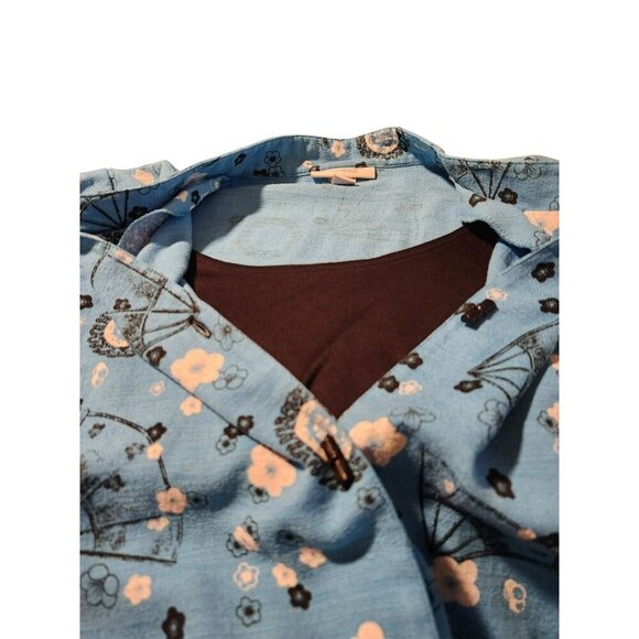 Dressbarn Woman Blue Floral Print Short Sleeve Blouse 18/20 Lightweight Comforta - Picture 2 of 4
